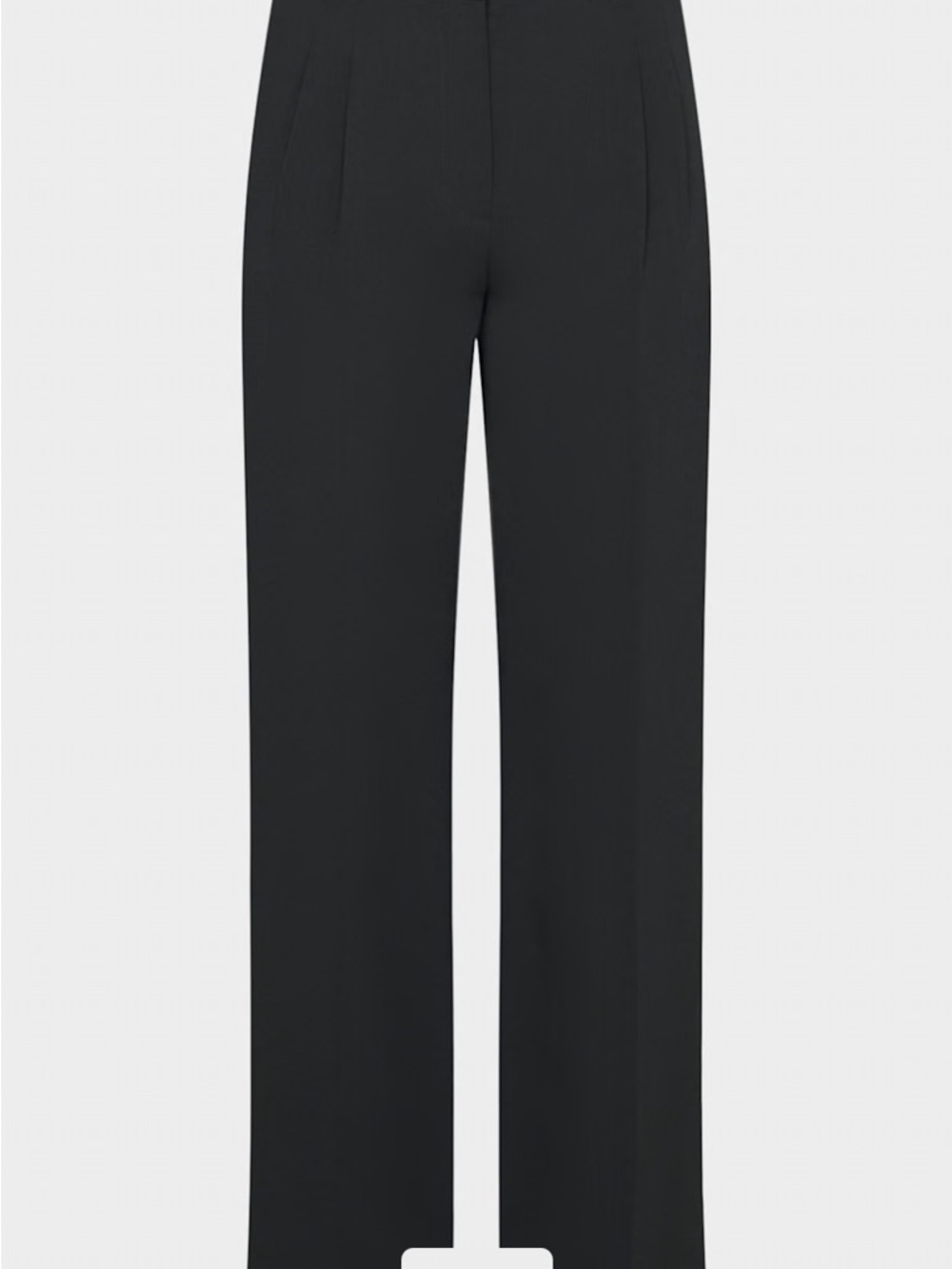 Aritzia The Effortless Pant in Black